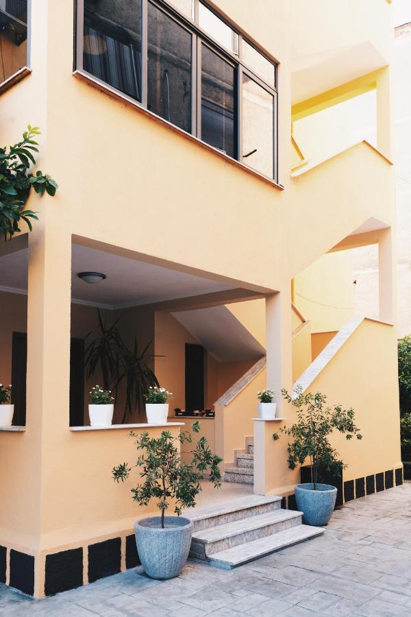 Mono Boutique Apartments Tirana Exterior foto